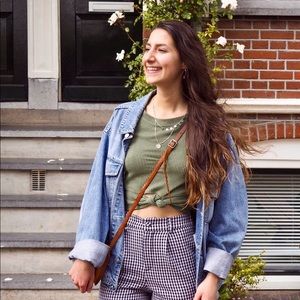 Meet your Posher, Yonca